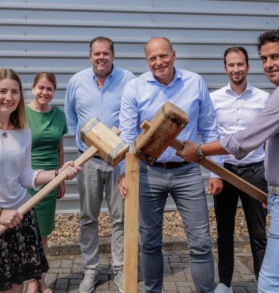 Ondertekening Mosa Lira