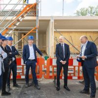 SB Bezoek ambassadeur Oostenrijk houtbouw Brunssum 12