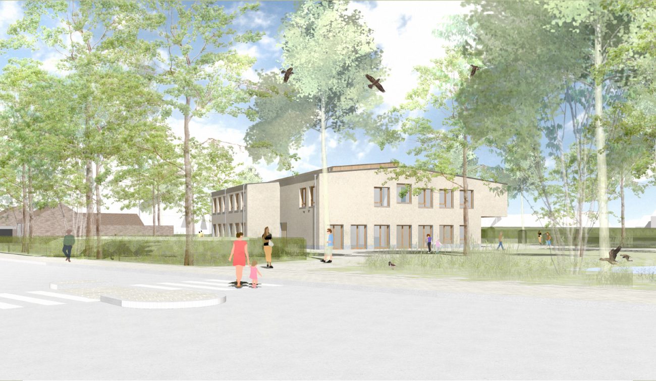 Impressie Antoniusschool Zundert: tweelaagse school in park met bomen, voetgangers en zebrapad voor.